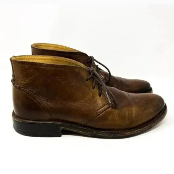Frye James Brown Burnished Distressed Leather Chukka Boots - Size 7.5